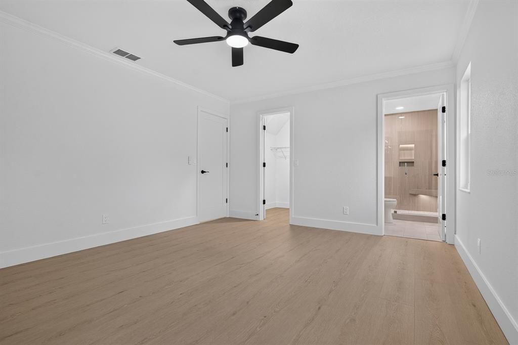 Activo con contrato: $419,900 (3 camas, 2 baños, 1324 Pies cuadrados)