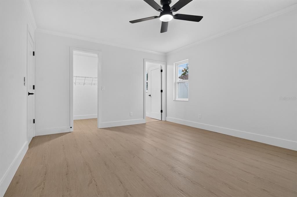 Activo con contrato: $419,900 (3 camas, 2 baños, 1324 Pies cuadrados)