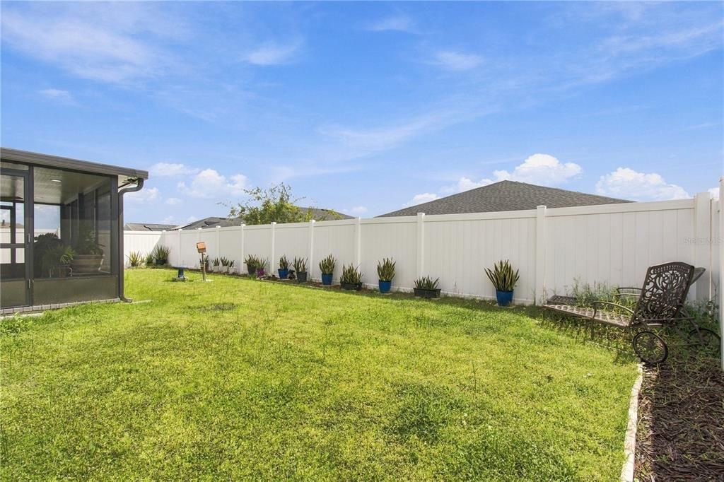 For Sale: $398,000 (3 beds, 2 baths, 2004 Square Feet)