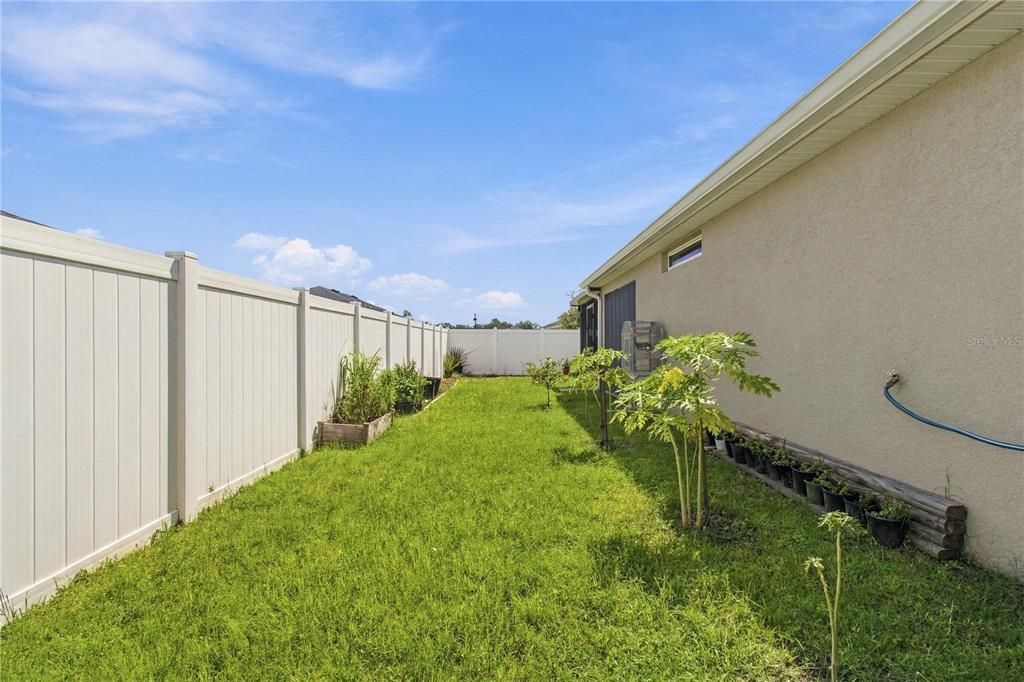 For Sale: $398,000 (3 beds, 2 baths, 2004 Square Feet)