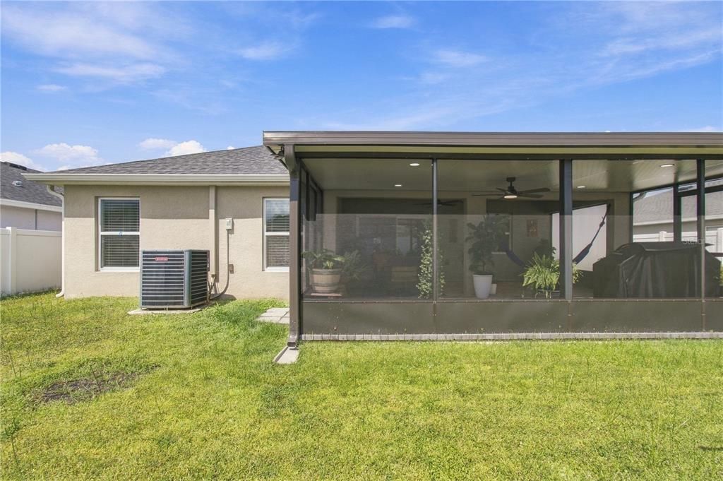 For Sale: $398,000 (3 beds, 2 baths, 2004 Square Feet)