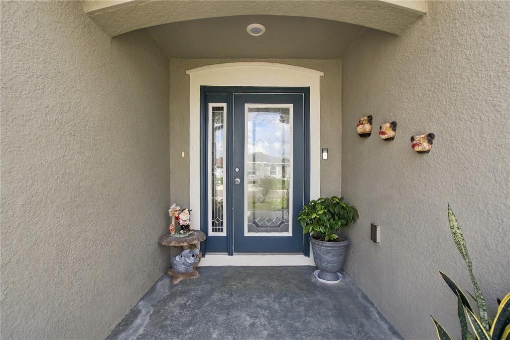For Sale: $398,000 (3 beds, 2 baths, 2004 Square Feet)