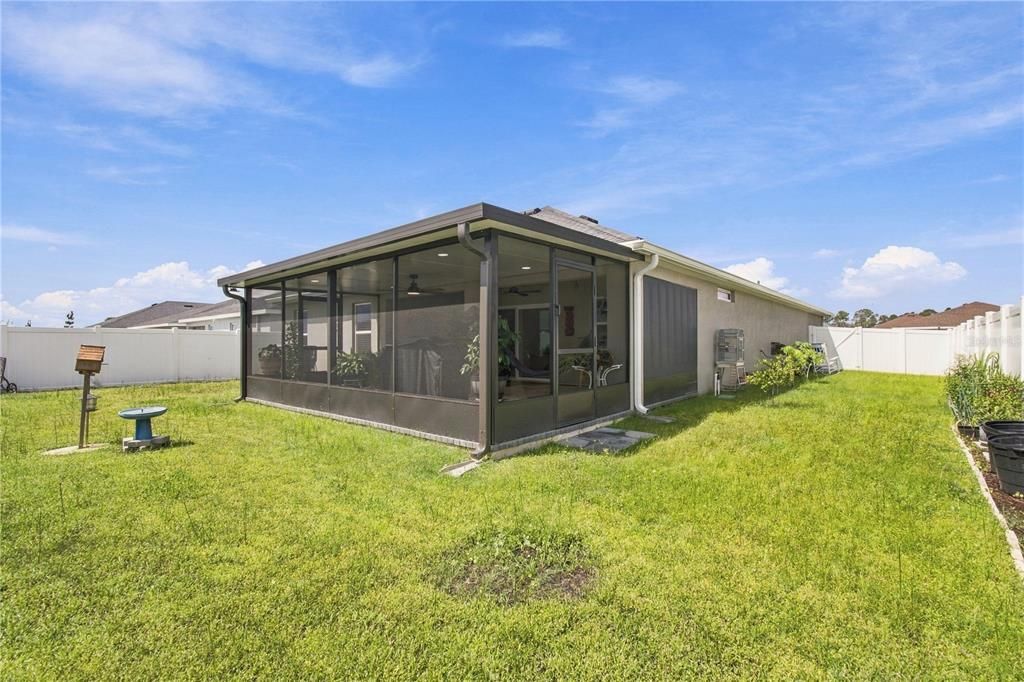 For Sale: $398,000 (3 beds, 2 baths, 2004 Square Feet)