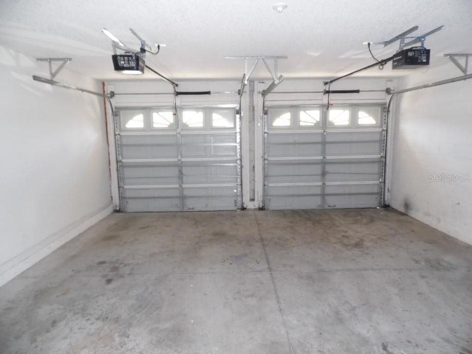 For Rent: $1,850 (3 beds, 2 baths, 1769 Square Feet)