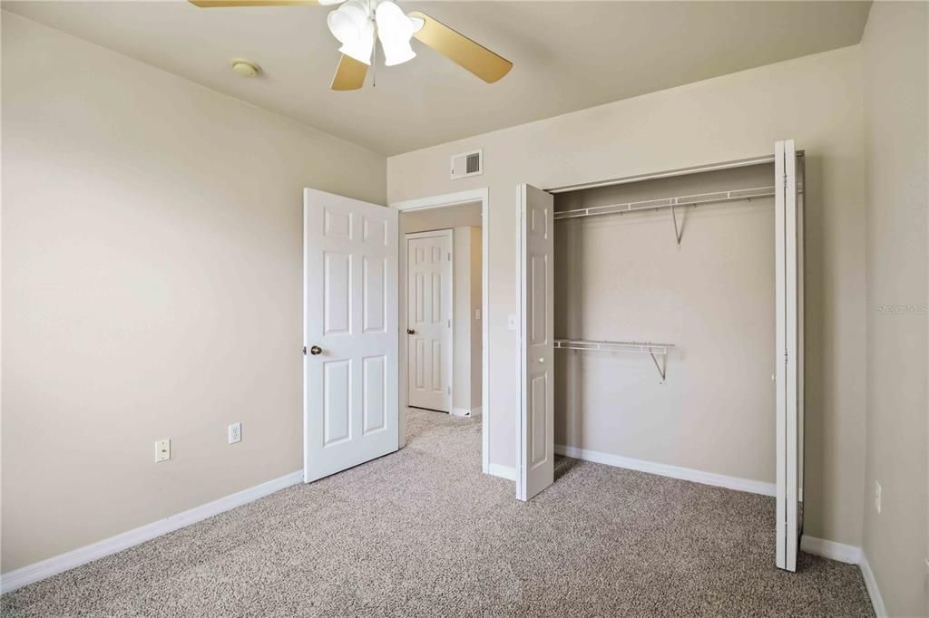 В аренду: $1,895 (3 спален, 2 ванн, 1310 Квадратных фут)