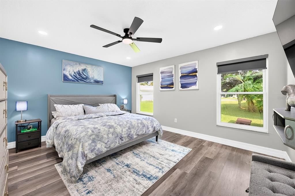 For Sale: $410,000 (3 beds, 2 baths, 1554 Square Feet)