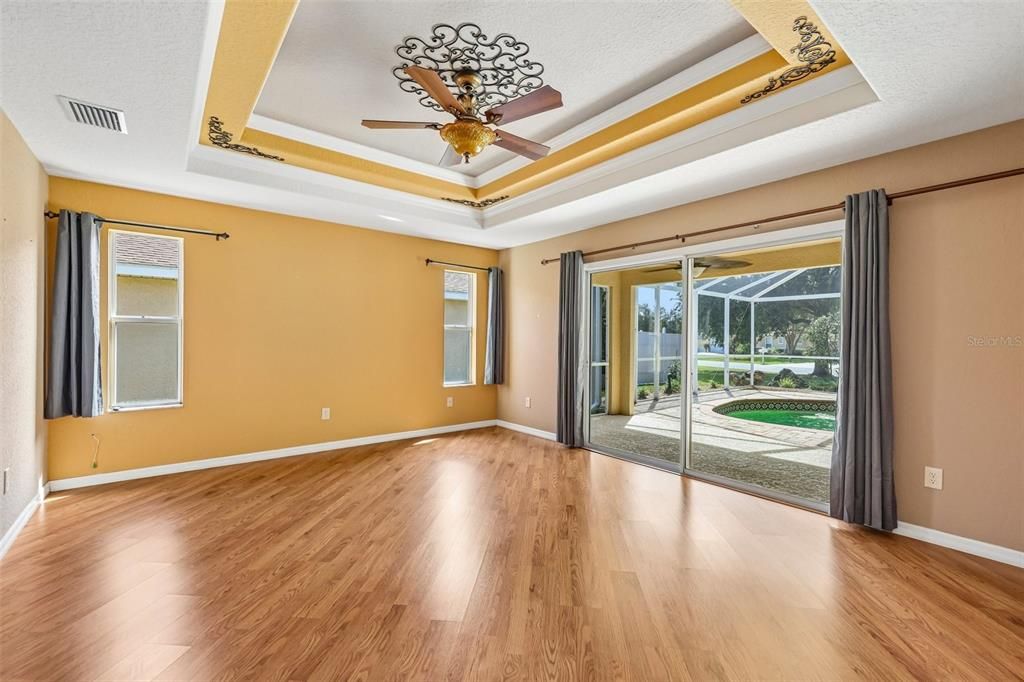 На продажу: $397,500 (3 спален, 3 ванн, 2491 Квадратных фут)