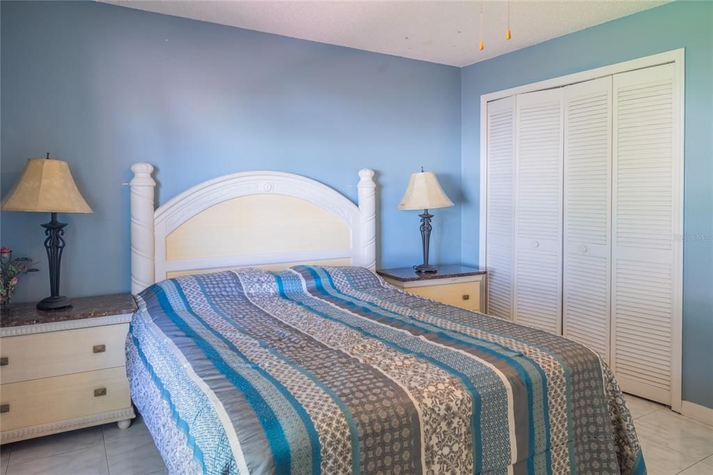 For Sale: $272,000 (3 beds, 2 baths, 1642 Square Feet)