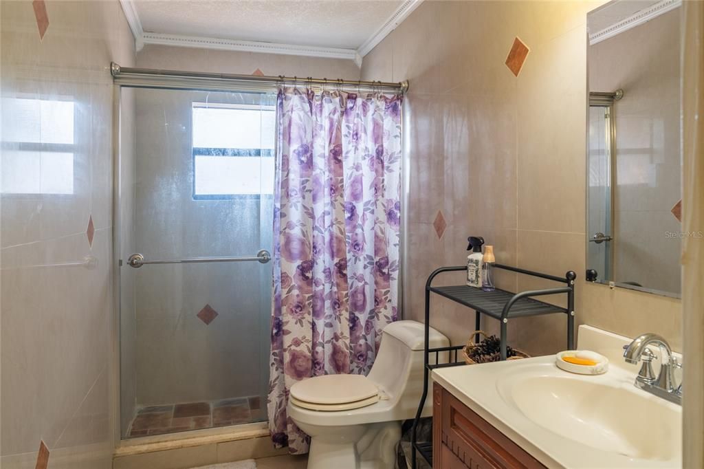 For Sale: $272,000 (3 beds, 2 baths, 1642 Square Feet)