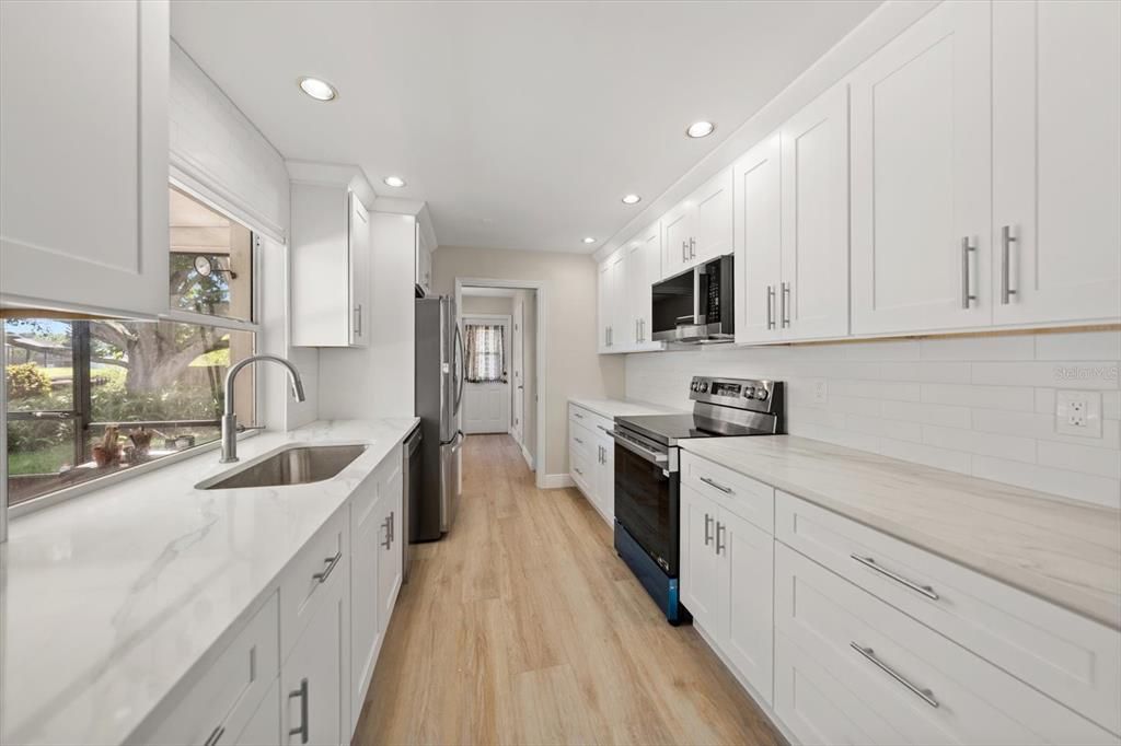 For Sale: $775,000 (3 beds, 2 baths, 2083 Square Feet)