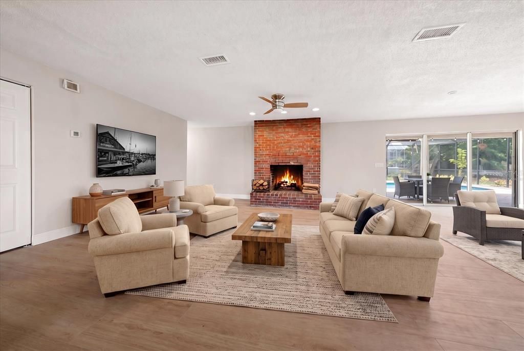 For Sale: $775,000 (3 beds, 2 baths, 2083 Square Feet)