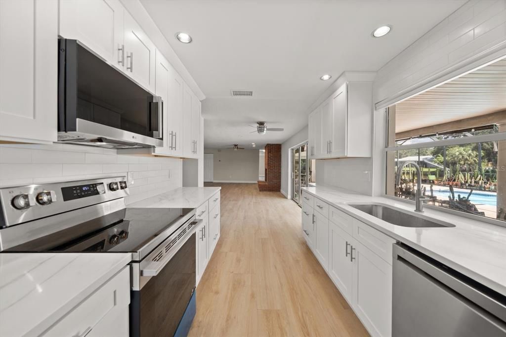 For Sale: $775,000 (3 beds, 2 baths, 2083 Square Feet)