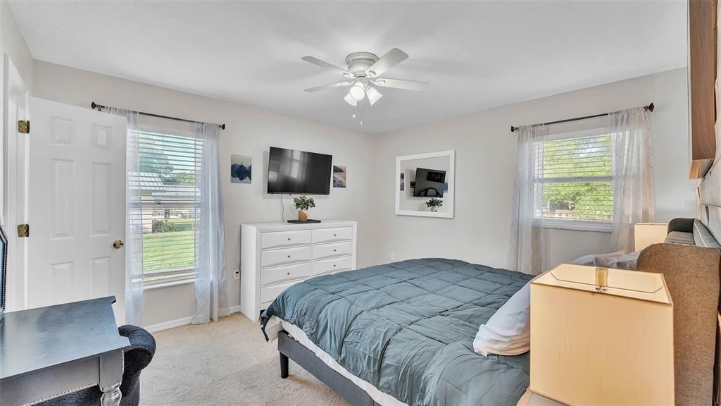 For Rent: $1,700 (3 beds, 1 baths, 1062 Square Feet)