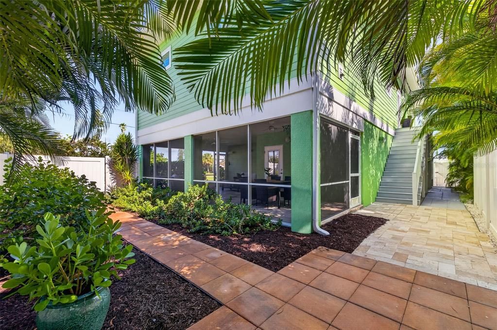En Venta: $925,000 (3 camas, 2 baños, 1624 Pies cuadrados)