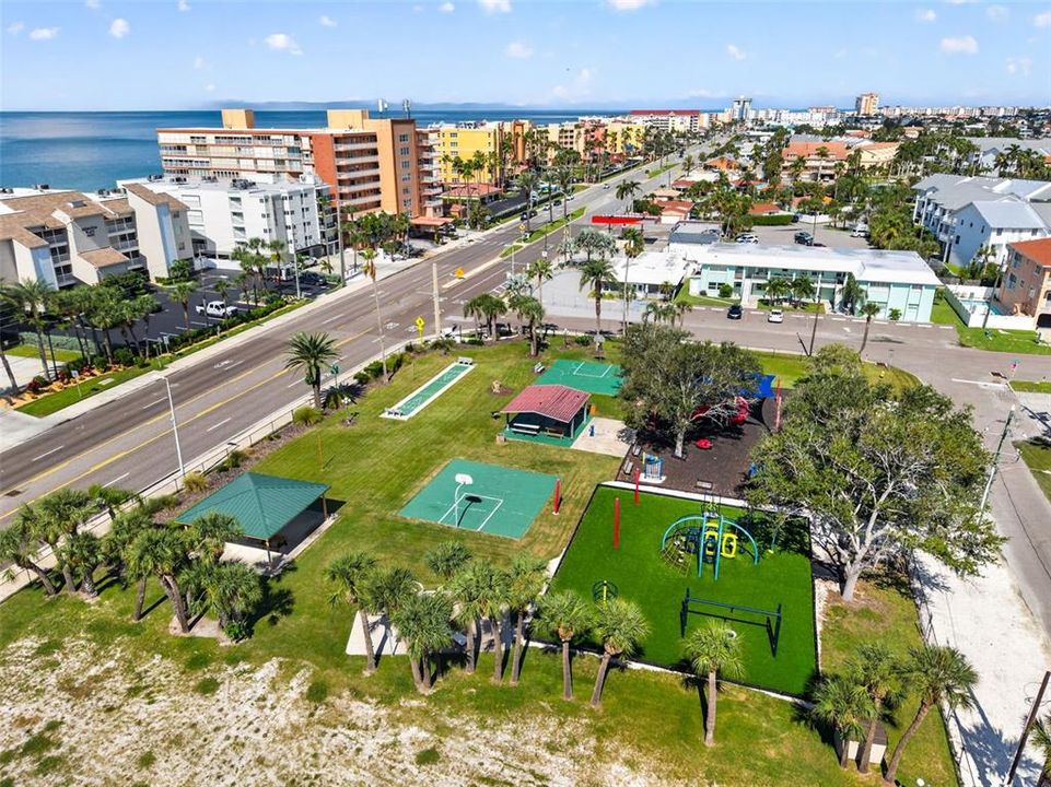 En Venta: $925,000 (3 camas, 2 baños, 1624 Pies cuadrados)