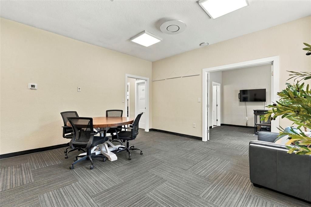 For Sale: $4,800 (0 beds, 0 baths, 1971 Square Feet)