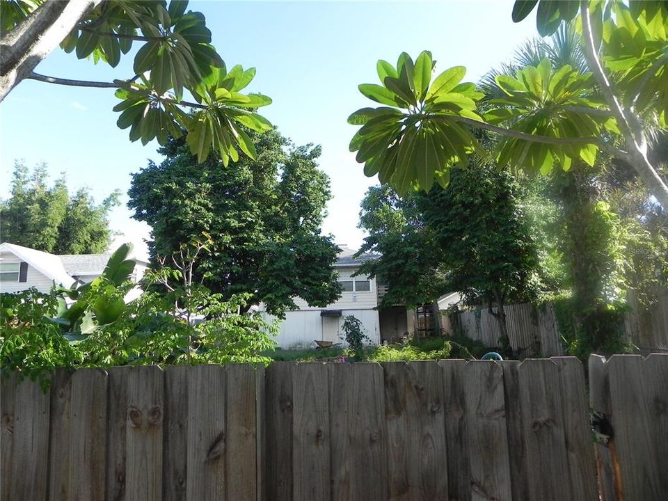 For Sale: $520,000 (0.13 acres)