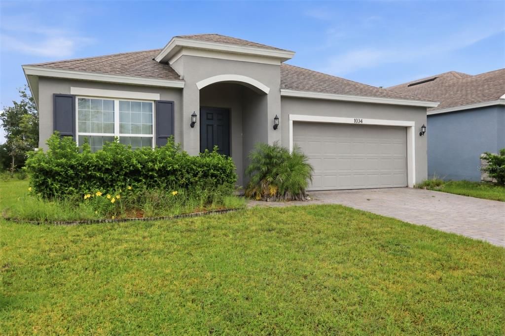 For Sale: $399,000 (4 beds, 2 baths, 2100 Square Feet)