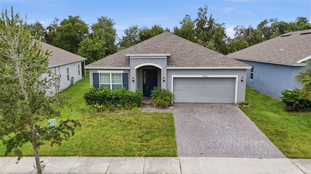For Sale: $399,000 (4 beds, 2 baths, 2100 Square Feet)