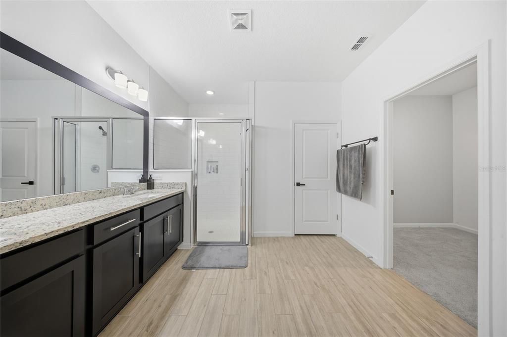 For Sale: $399,000 (4 beds, 2 baths, 2100 Square Feet)