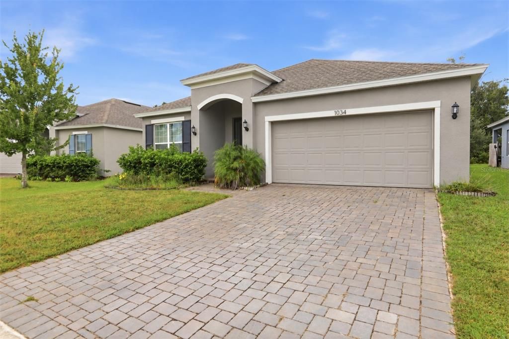 For Sale: $399,000 (4 beds, 2 baths, 2100 Square Feet)