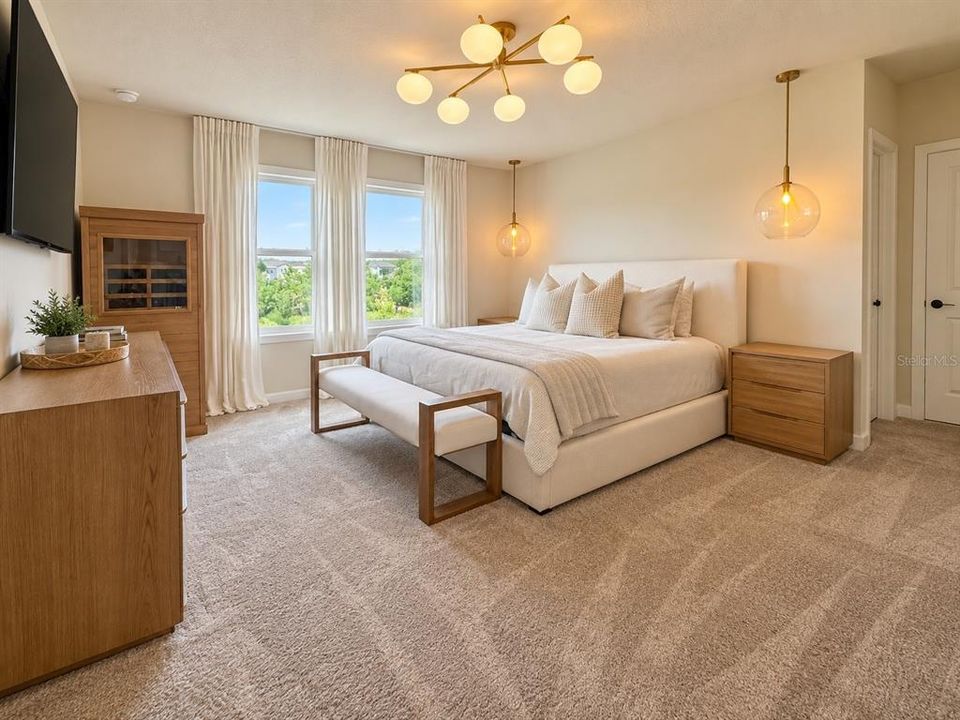 For Sale: $910,000 (5 beds, 4 baths, 3749 Square Feet)