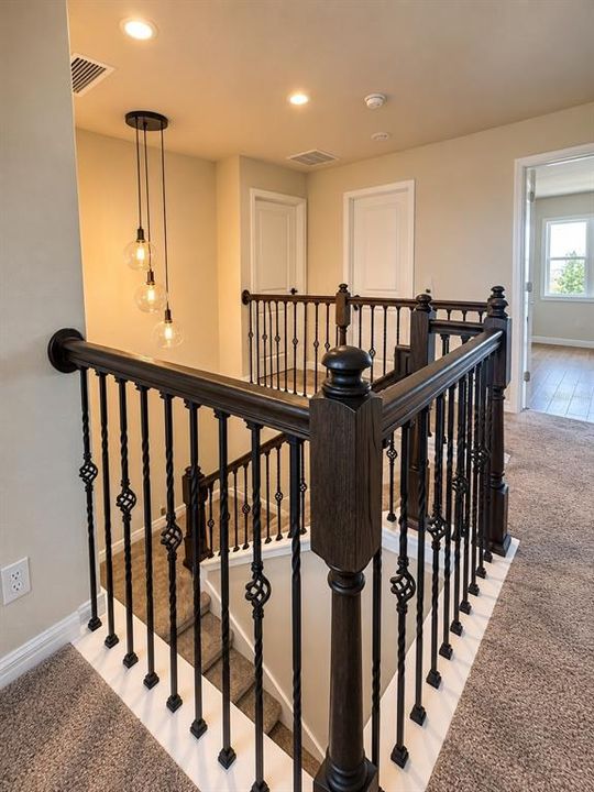 For Sale: $910,000 (5 beds, 4 baths, 3749 Square Feet)