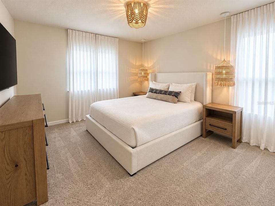 For Sale: $910,000 (5 beds, 4 baths, 3749 Square Feet)