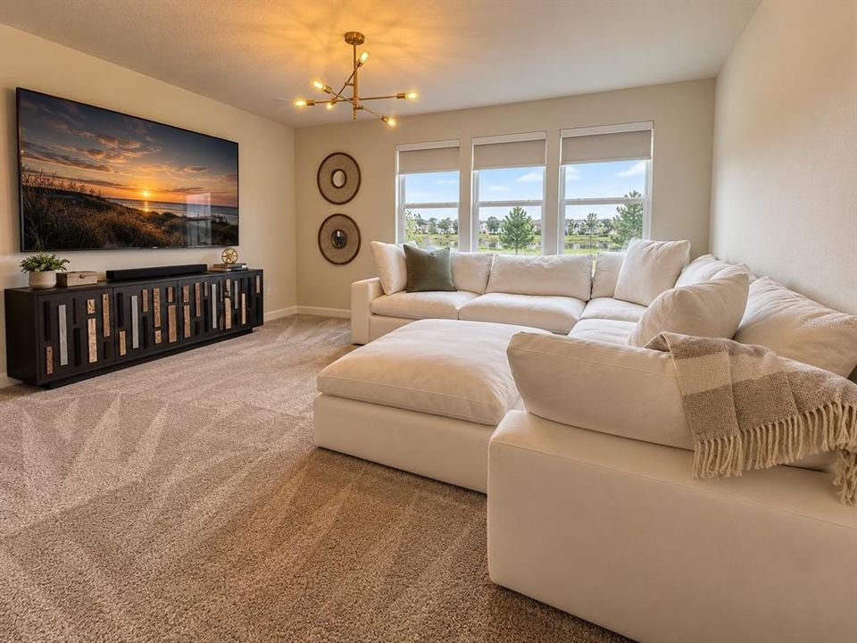 For Sale: $910,000 (5 beds, 4 baths, 3749 Square Feet)