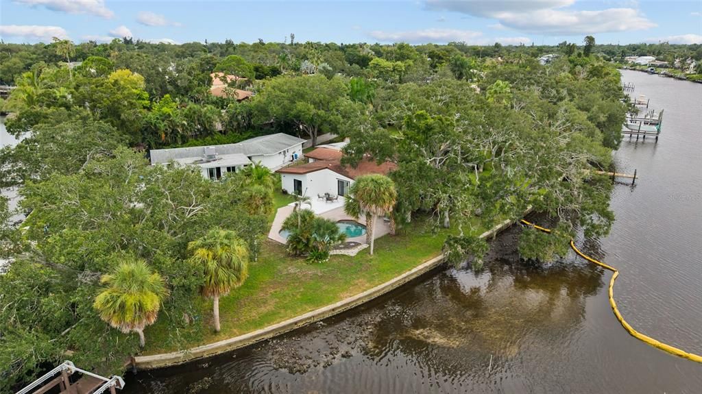 На продажу: $1,195,000 (2 спален, 2 ванн, 1956 Квадратных фут)