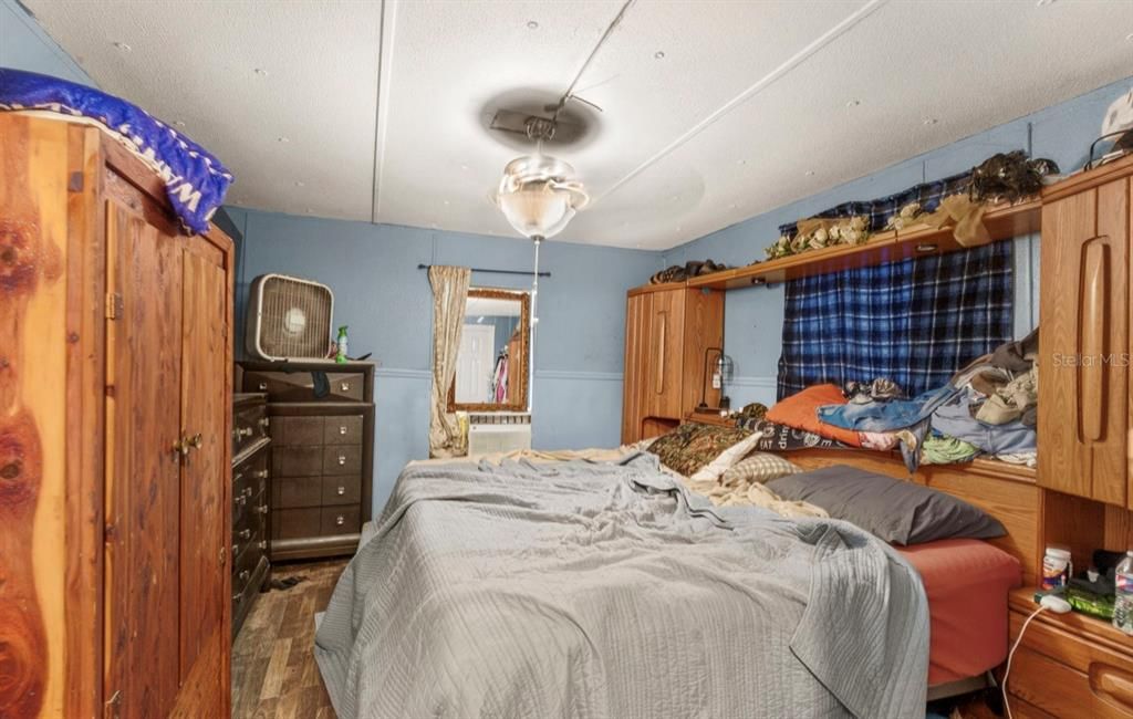 For Sale: $190,000 (3 beds, 2 baths, 1248 Square Feet)