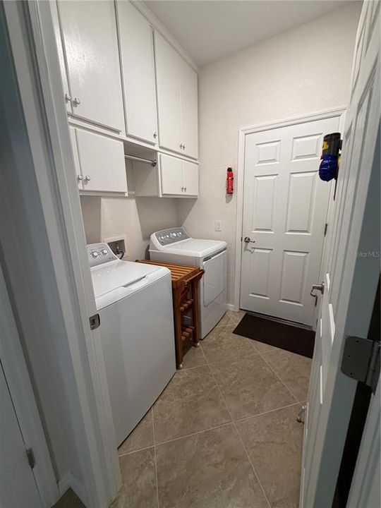 For Rent: $4,500 (2 beds, 2 baths, 1568 Square Feet)