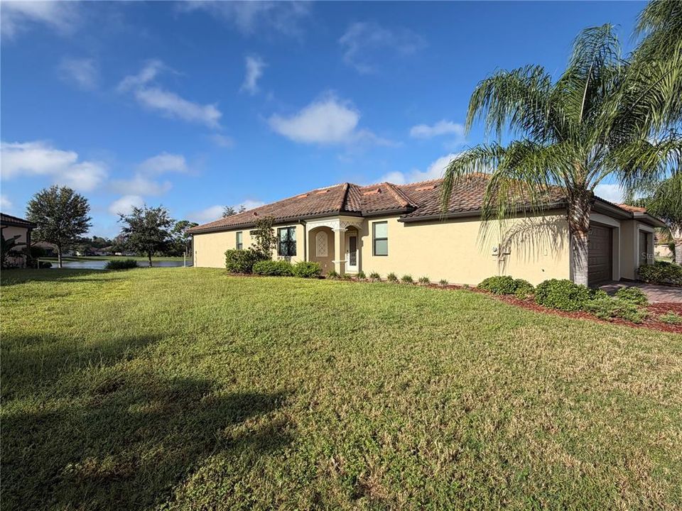 For Rent: $4,500 (2 beds, 2 baths, 1568 Square Feet)