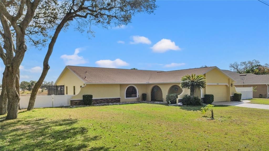 For Sale: $429,900 (3 beds, 2 baths, 1805 Square Feet)