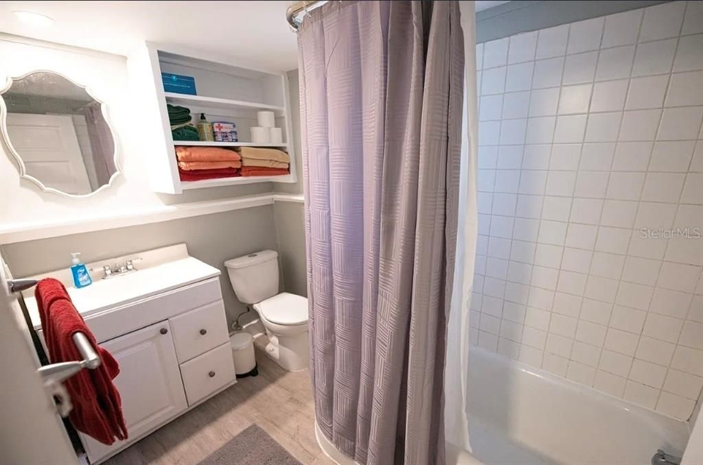 В аренду: $1,500 (1 спален, 1 ванн, 700 Квадратных фут)