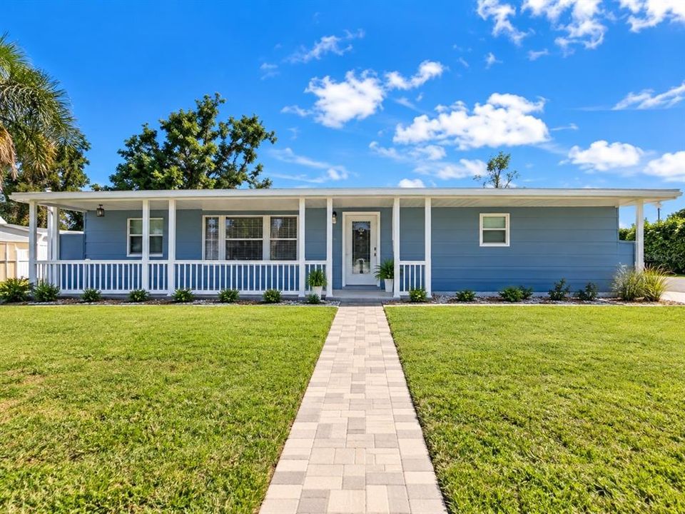 For Sale: $375,000 (2 beds, 2 baths, 1484 Square Feet)