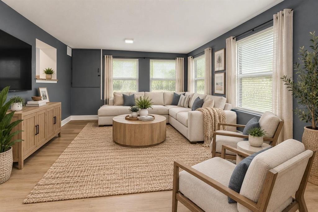 For Sale: $375,000 (2 beds, 2 baths, 1484 Square Feet)