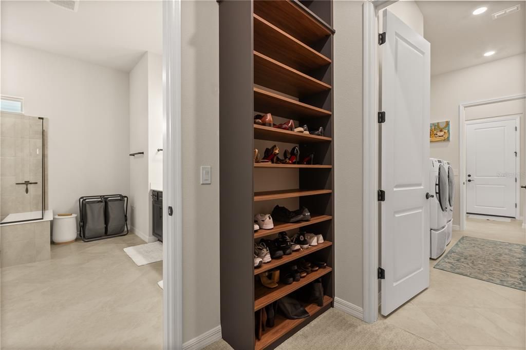For Sale: $850,000 (4 beds, 3 baths, 2946 Square Feet)