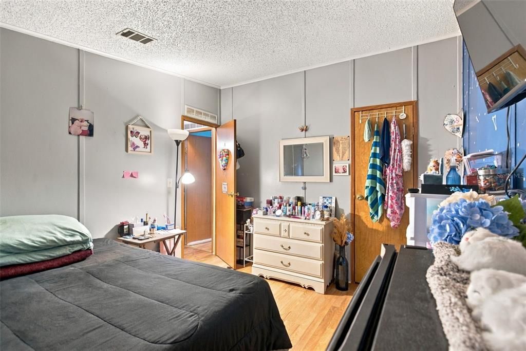 En Venta: $254,990 (3 camas, 2 baños, 1292 Pies cuadrados)