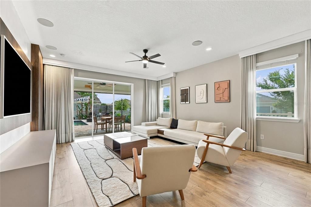 En Venta: $950,000 (5 camas, 3 baños, 3104 Pies cuadrados)