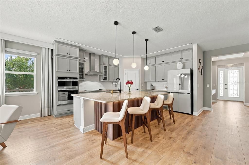En Venta: $950,000 (5 camas, 3 baños, 3104 Pies cuadrados)