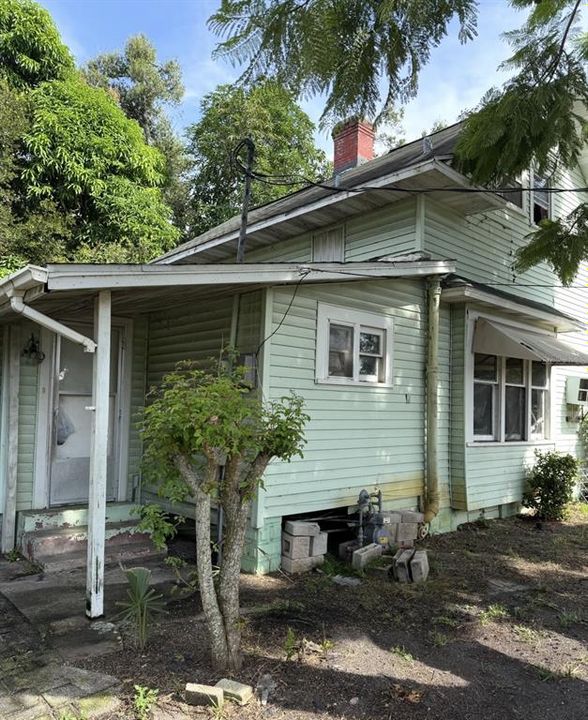На продажу: $175,000 (3 спален, 1 ванн, 1882 Квадратных фут)