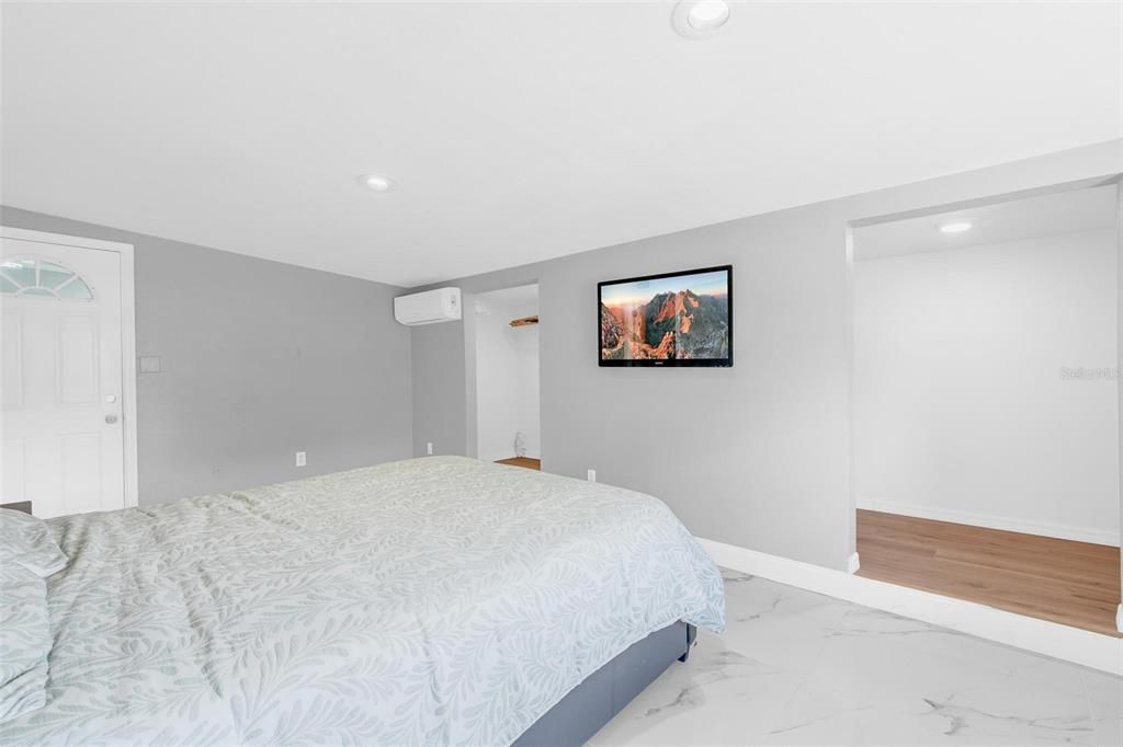 For Rent: $3,000 (3 beds, 2 baths, 1313 Square Feet)