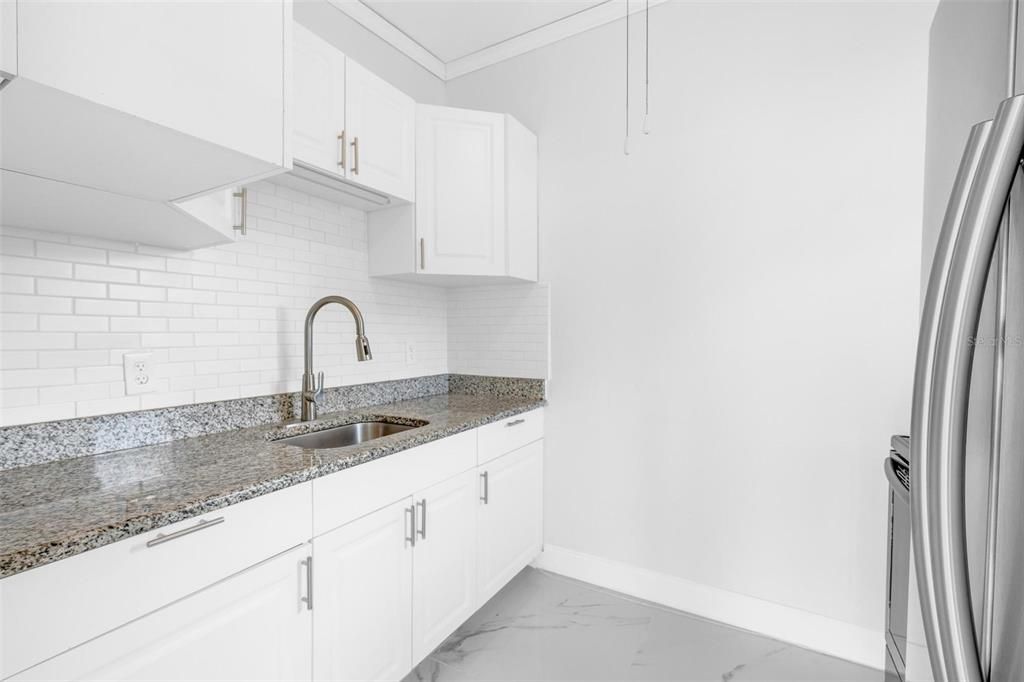 For Rent: $3,000 (3 beds, 2 baths, 1313 Square Feet)