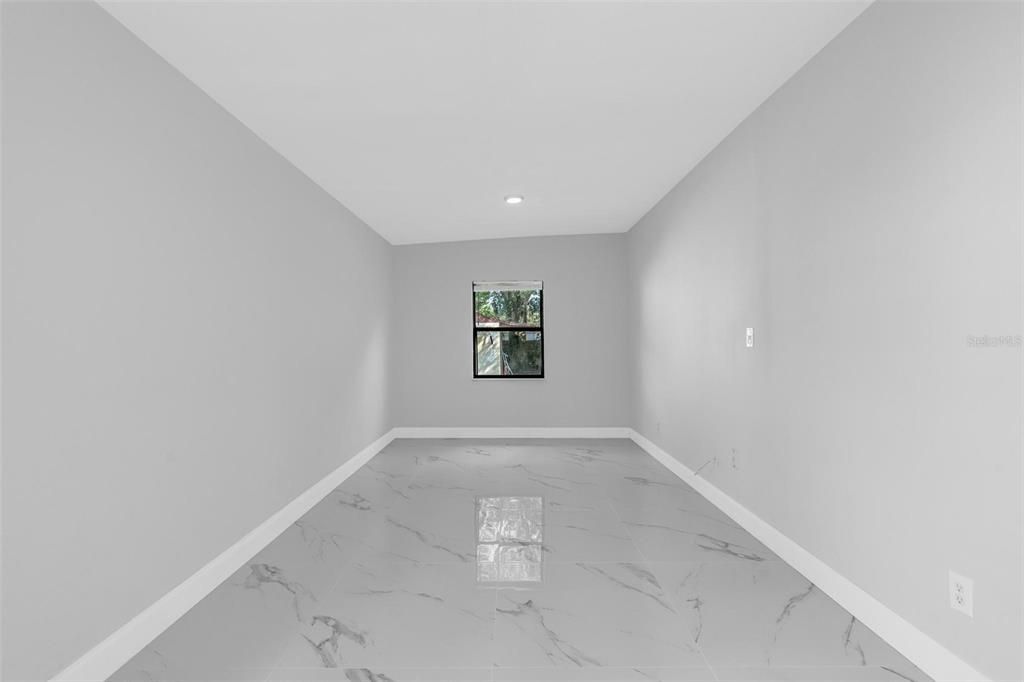 For Rent: $3,000 (3 beds, 2 baths, 1313 Square Feet)