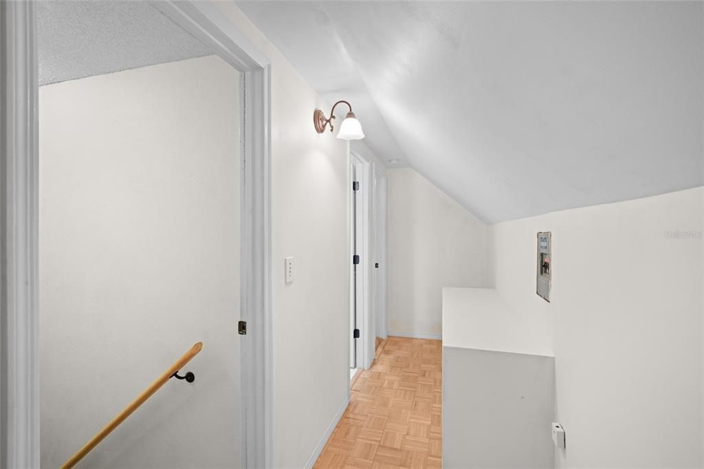 На продажу: $375,000 (4 спален, 2 ванн, 1399 Квадратных фут)