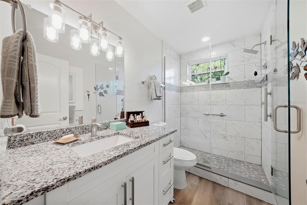 For Sale: $255,000 (2 beds, 2 baths, 1400 Square Feet)