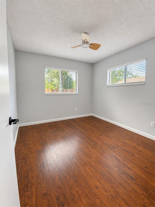 En Venta: $432,900 (3 camas, 2 baños, 1476 Pies cuadrados)