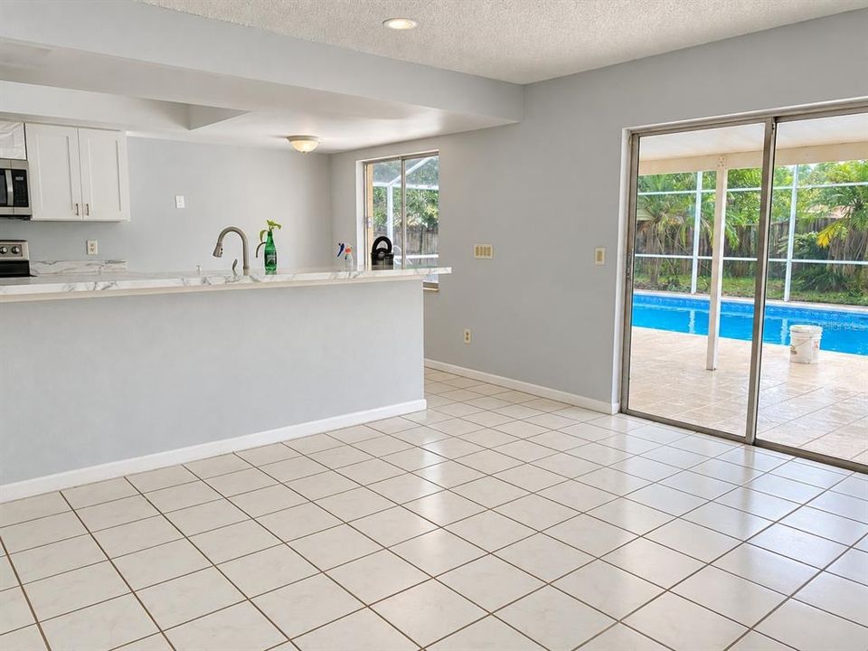 En Venta: $432,900 (3 camas, 2 baños, 1476 Pies cuadrados)