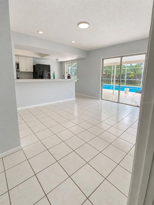 En Venta: $432,900 (3 camas, 2 baños, 1476 Pies cuadrados)